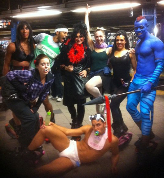 halloweenGROUP