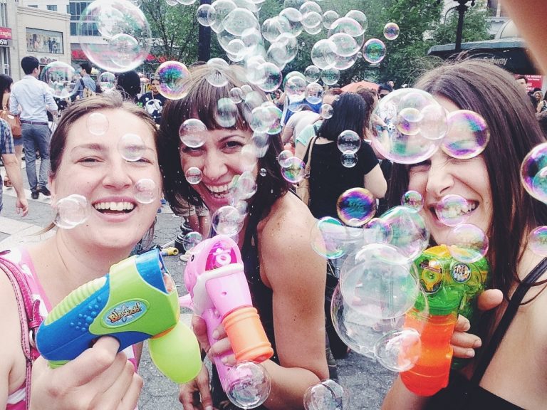 Foto e Video della battaglia delle bolle di sapone