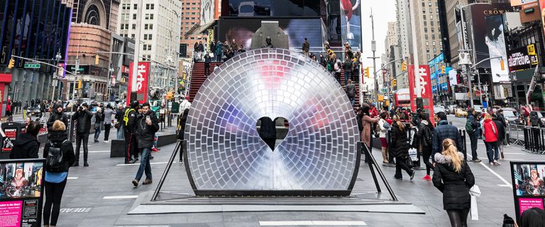 Una finestra sul cuore a Times Square